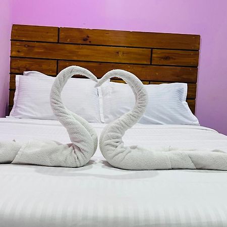 Skyway Rooms Puducherry Buitenkant foto