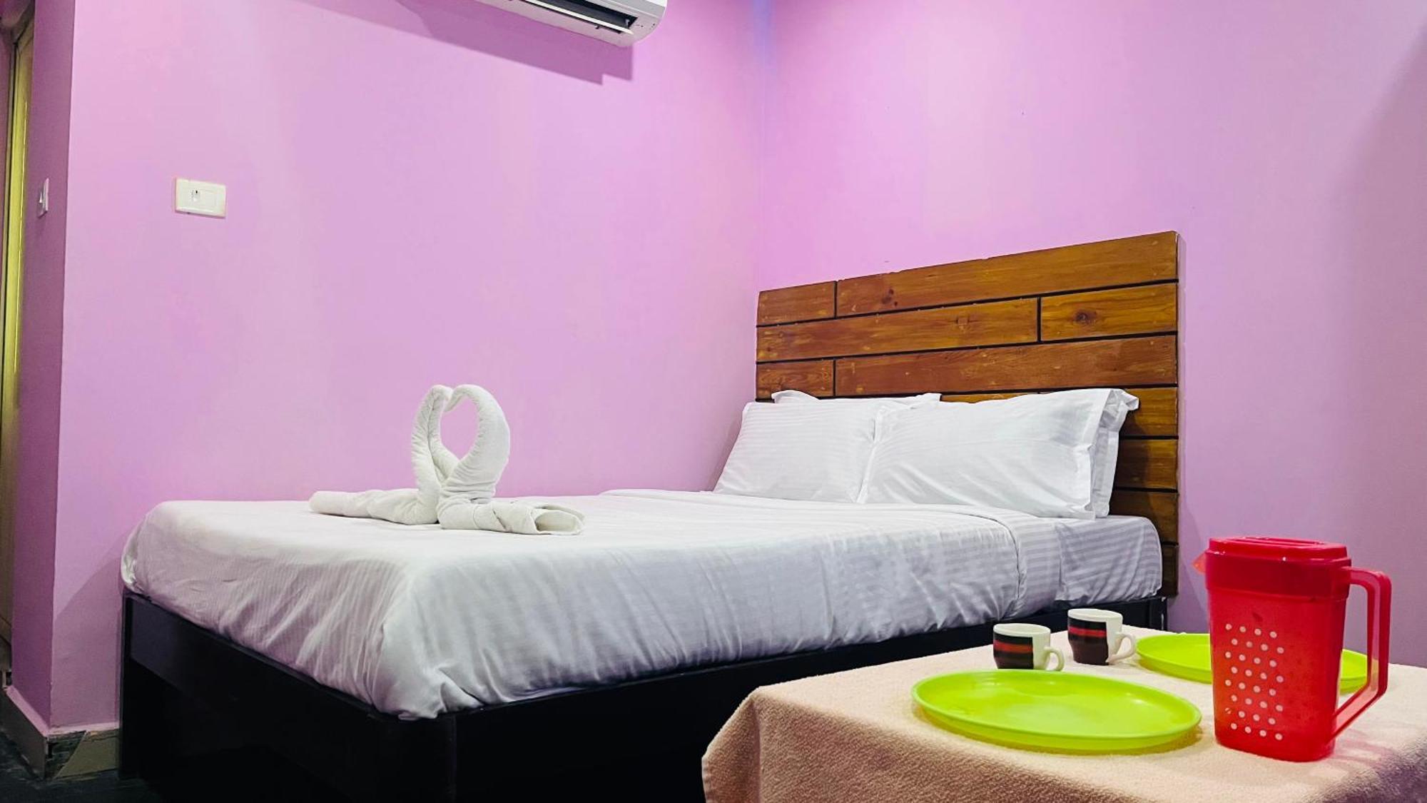 Skyway Rooms Puducherry Buitenkant foto