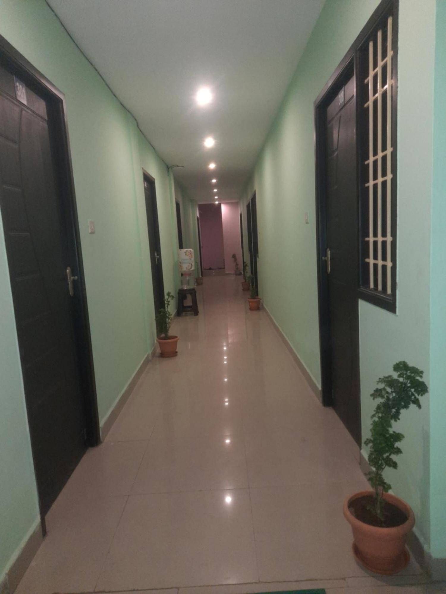 Skyway Rooms Puducherry Buitenkant foto