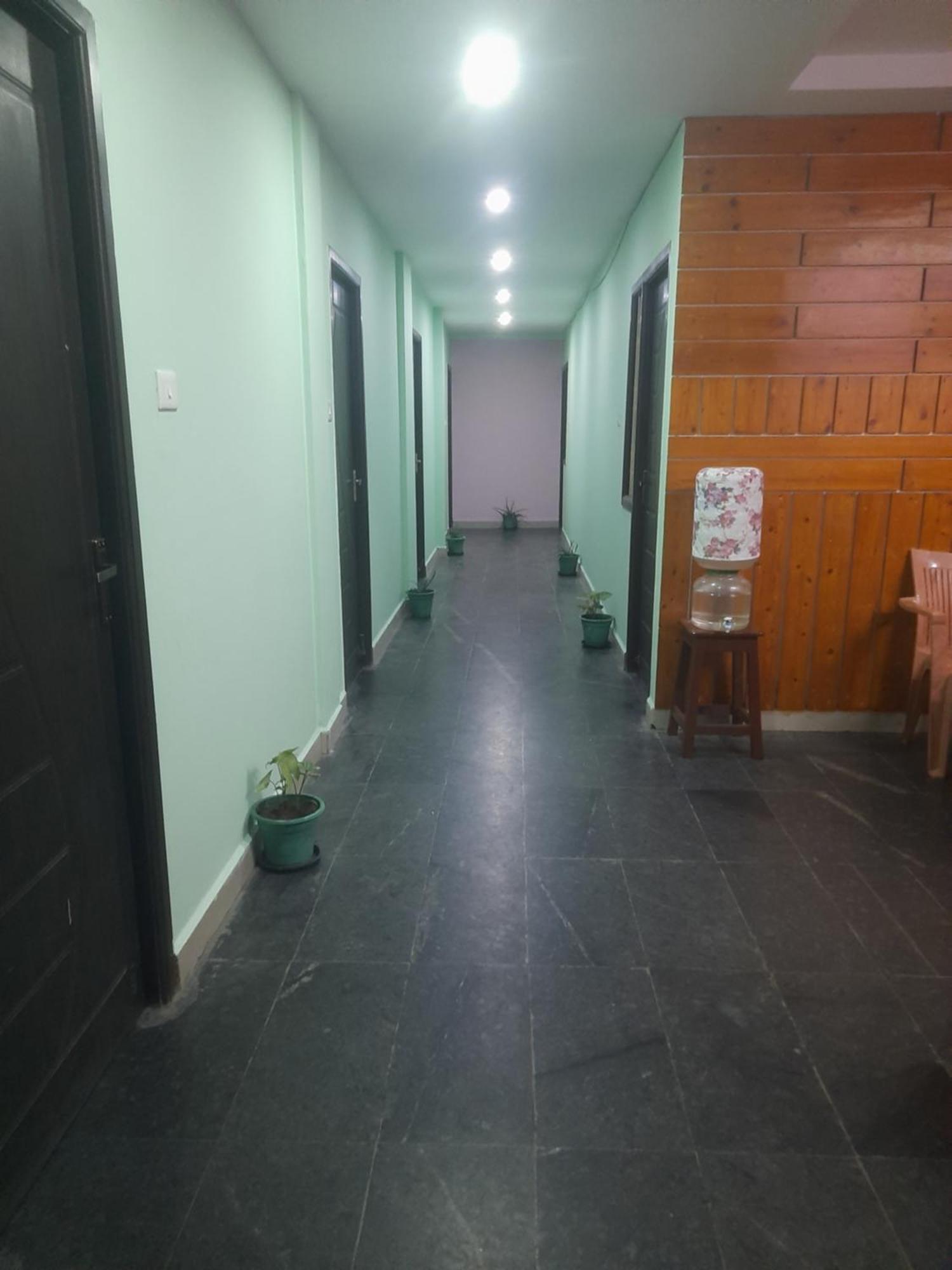 Skyway Rooms Puducherry Buitenkant foto