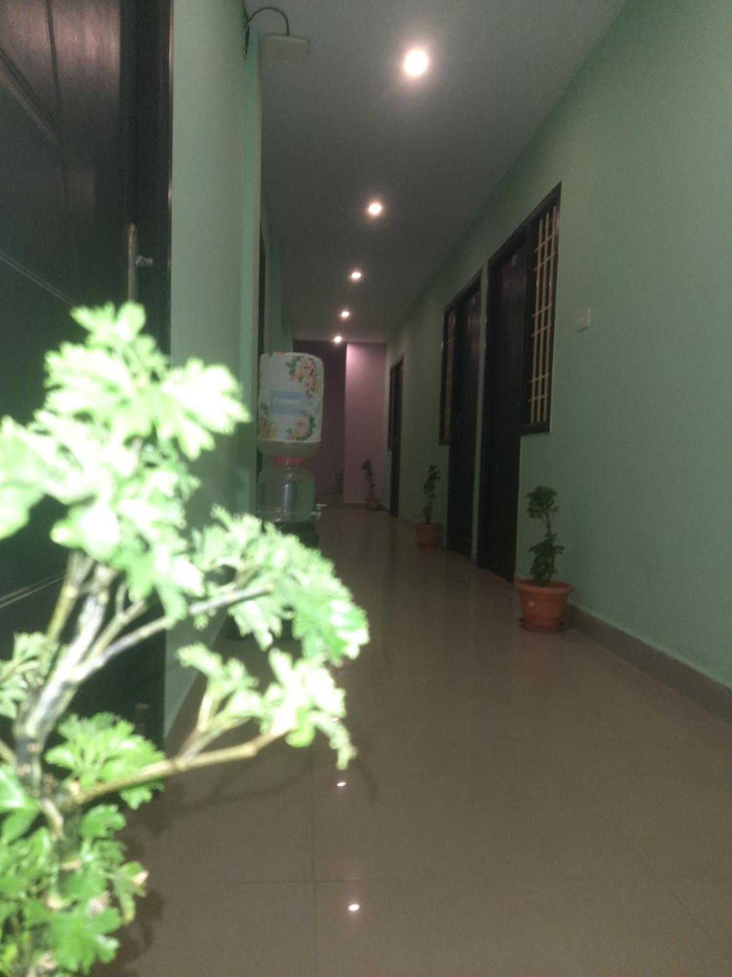 Skyway Rooms Puducherry Buitenkant foto