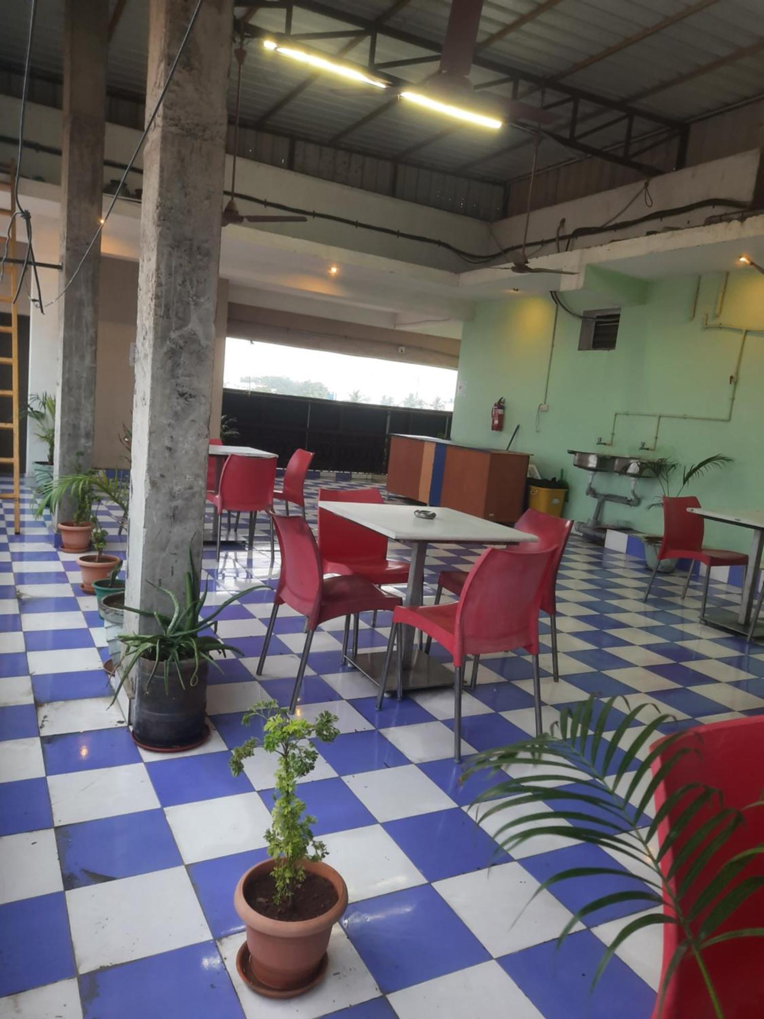 Skyway Rooms Puducherry Buitenkant foto